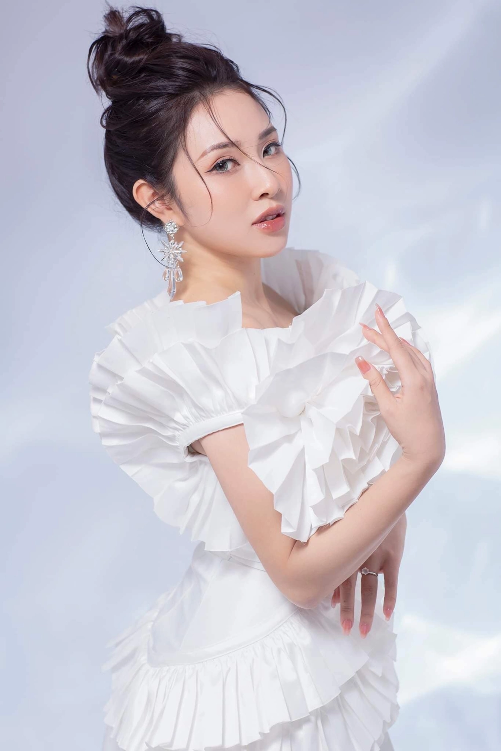 Hình nền gái 2k5 cho máy tính với chất lượng cao