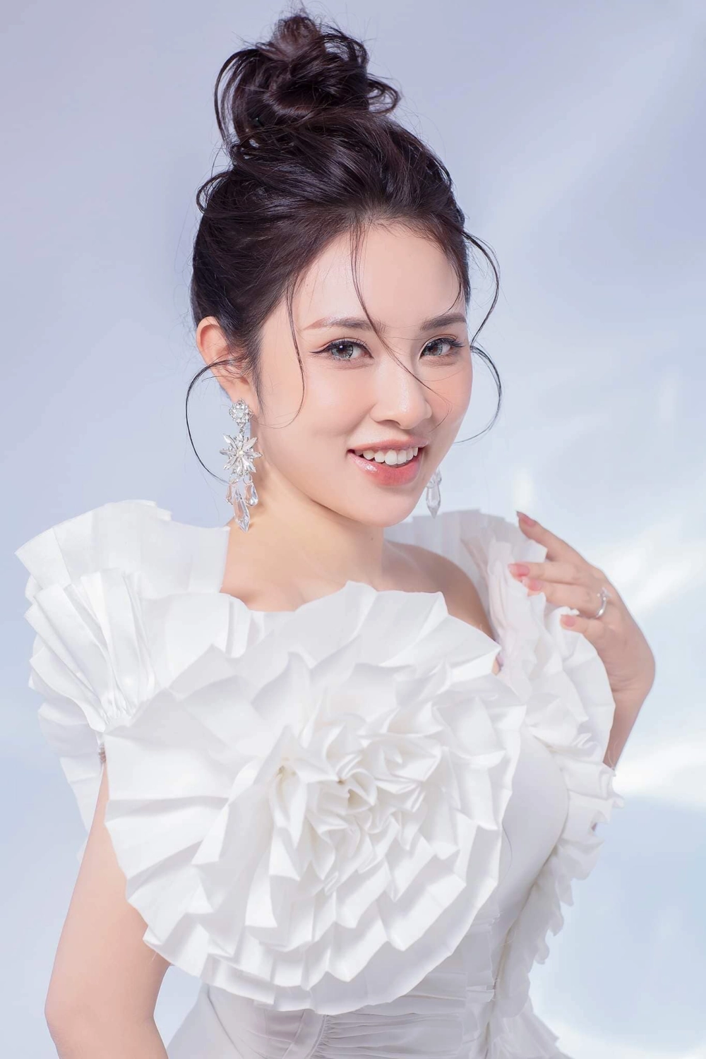 Hình ảnh gái 2k5 sắc nét đến từng chi tiết