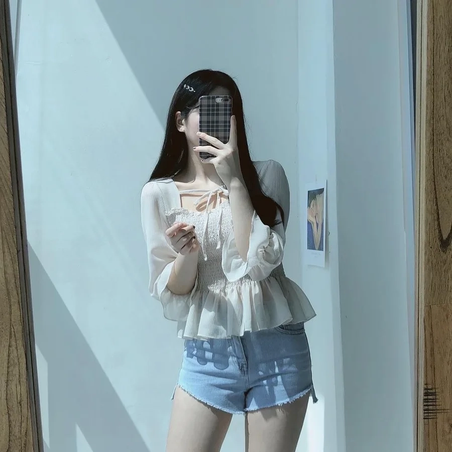 Avatar con gái che mặt ngầu để thể hiện cá tính riêng