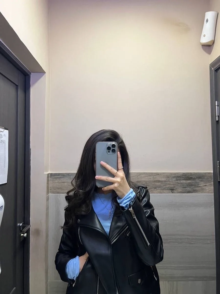 Ảnh đại diện con gái che mặt ngầu và những gợi ý đầy phong cách