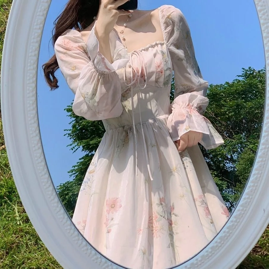 Avatar gái xinh che mặt ngầu và phong cách thời trang cực chất