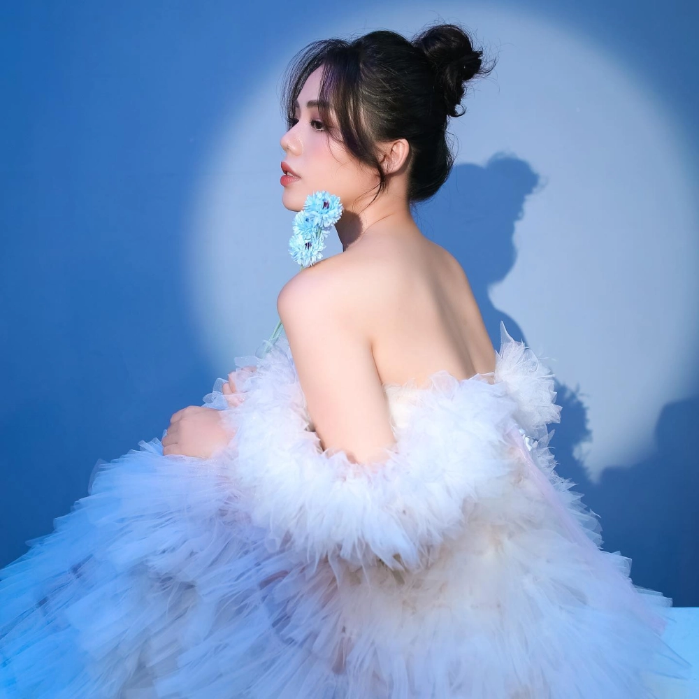 Hình ảnh gái 2k5 đẹp nhất và nhan sắc vạn người mê