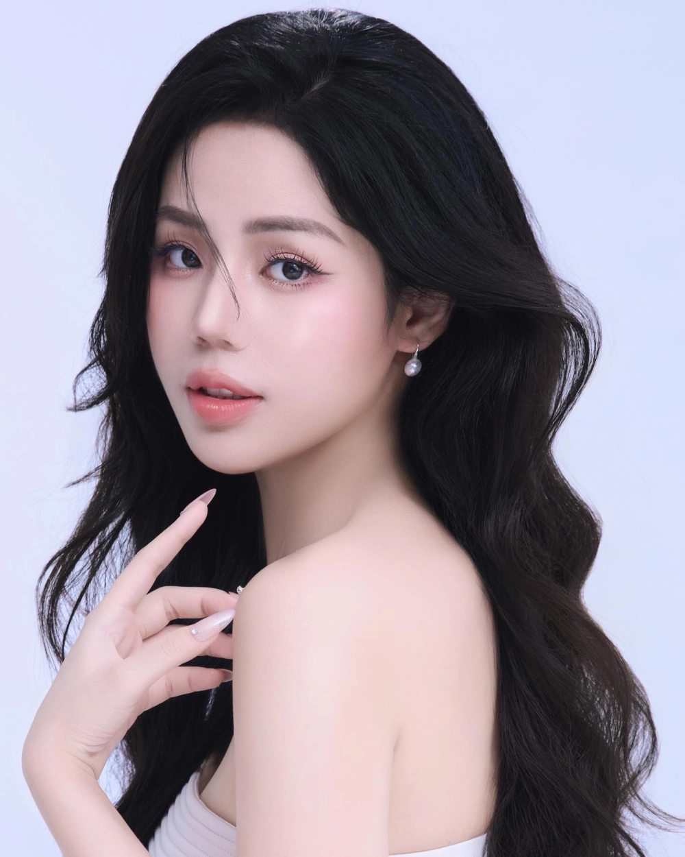 Hình ảnh gái 2k5 sắc nét đến từng chi tiết