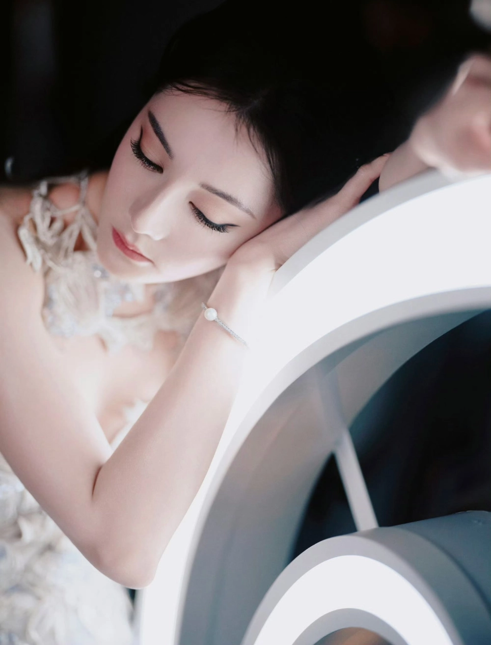 Gái Trung Quốc tạo dáng đáng yêu và những biểu cảm ngộ nghĩnh