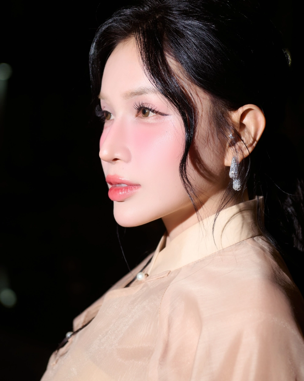 Tải hình ảnh gái xinh đẹp, sắc nét và miễn phí