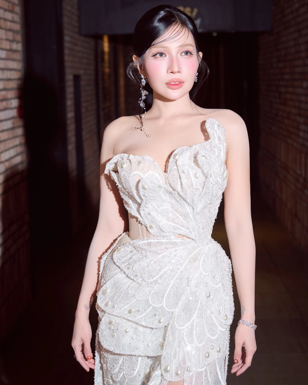 Ảnh gái xinh TikTok Việt Nam và những video bắt trend triệu view