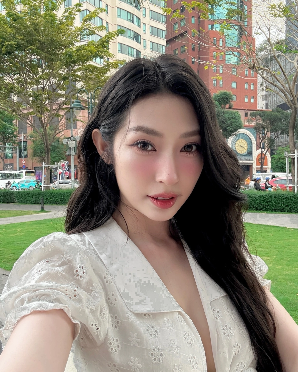 Hình ảnh con gái xinh Instagram và những hot girl nổi tiếng