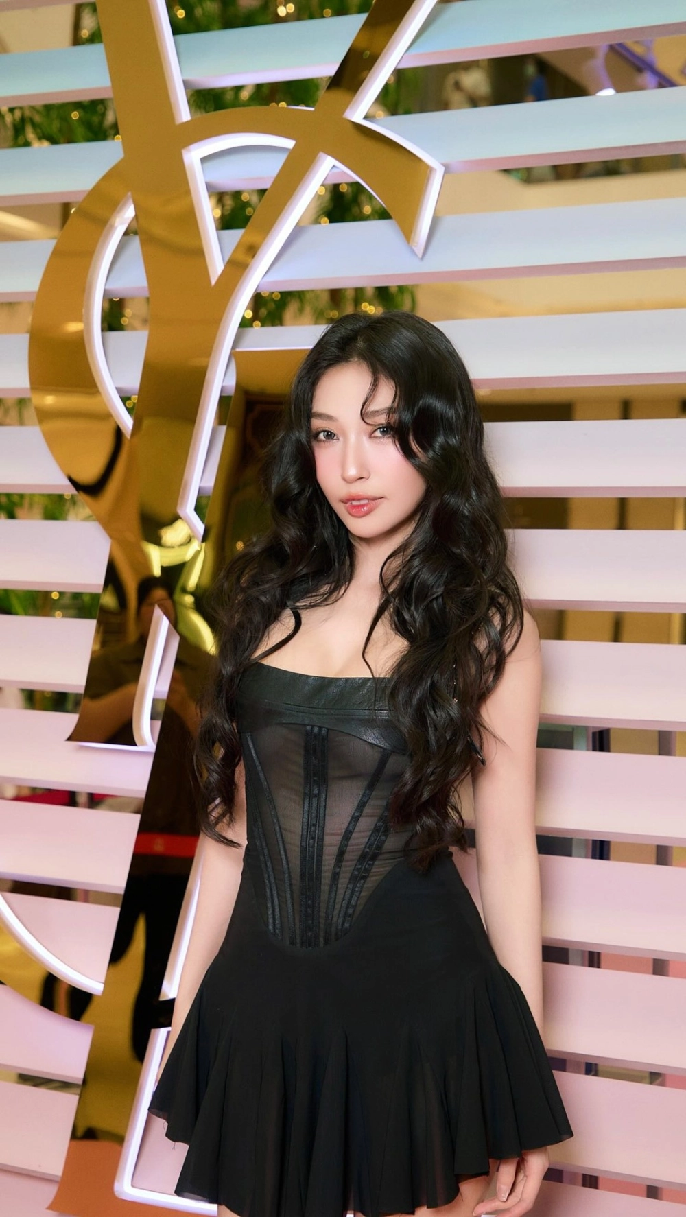 Hình nền con gái xinh Instagram và những hình ảnh chất lượng cao