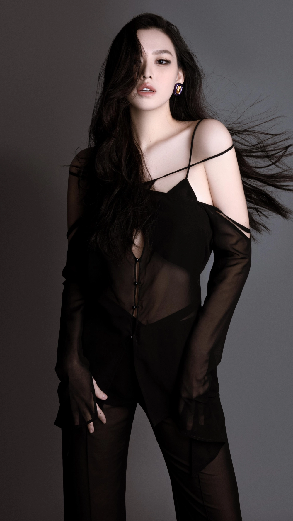 Gái Instagram và phong cách thời trang sành điệu, dẫn đầu xu hướng