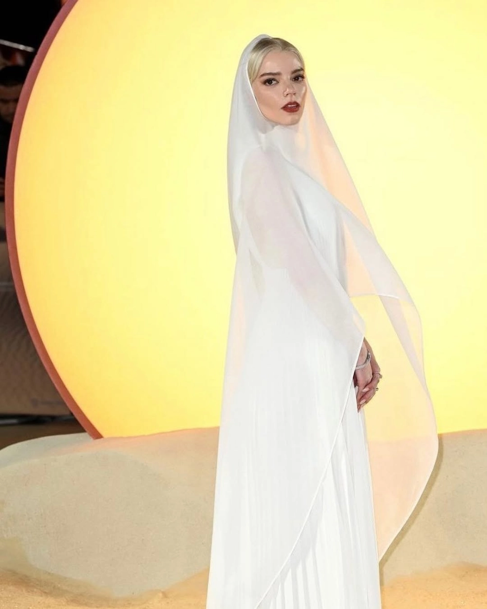 Hình nền gái Tây 4K siêu nét, siêu chân thực