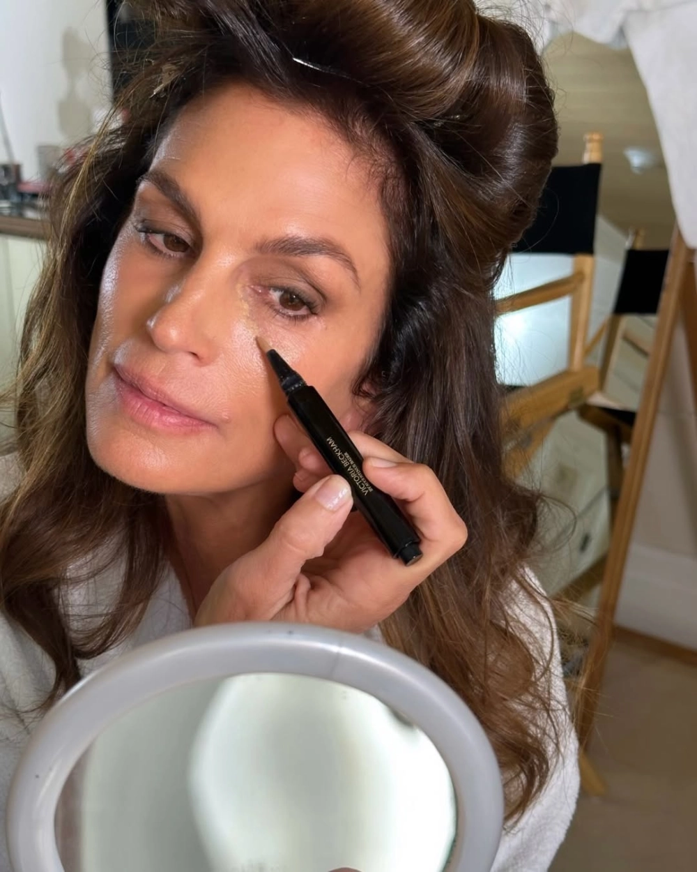 Hình nền gái Tây nghệ thuật và những bức hình đầy cảm xúc