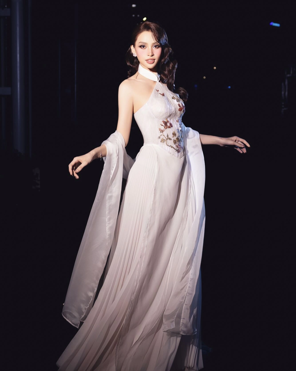 Hình nền gái đẹp 4k cho máy tính và những lựa chọn tuyệt vời