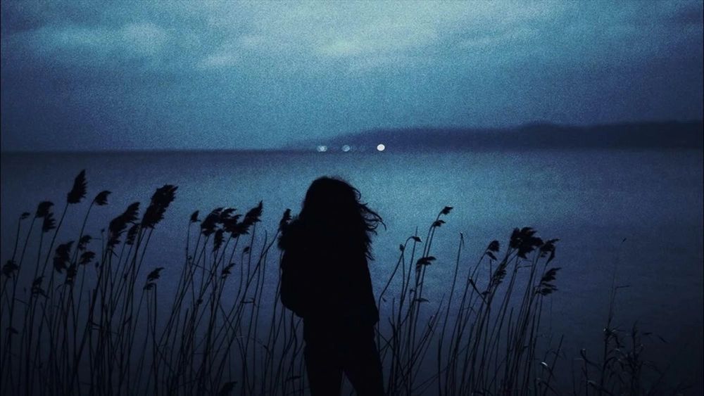 Trải nghiệm ảnh phong cảnh buồn anime như trong truyện tranh