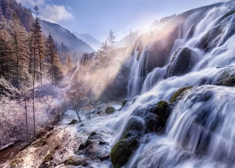 Phong cảnh thác nước đẹp hòa quyện cùng biển sông suối thanh bình