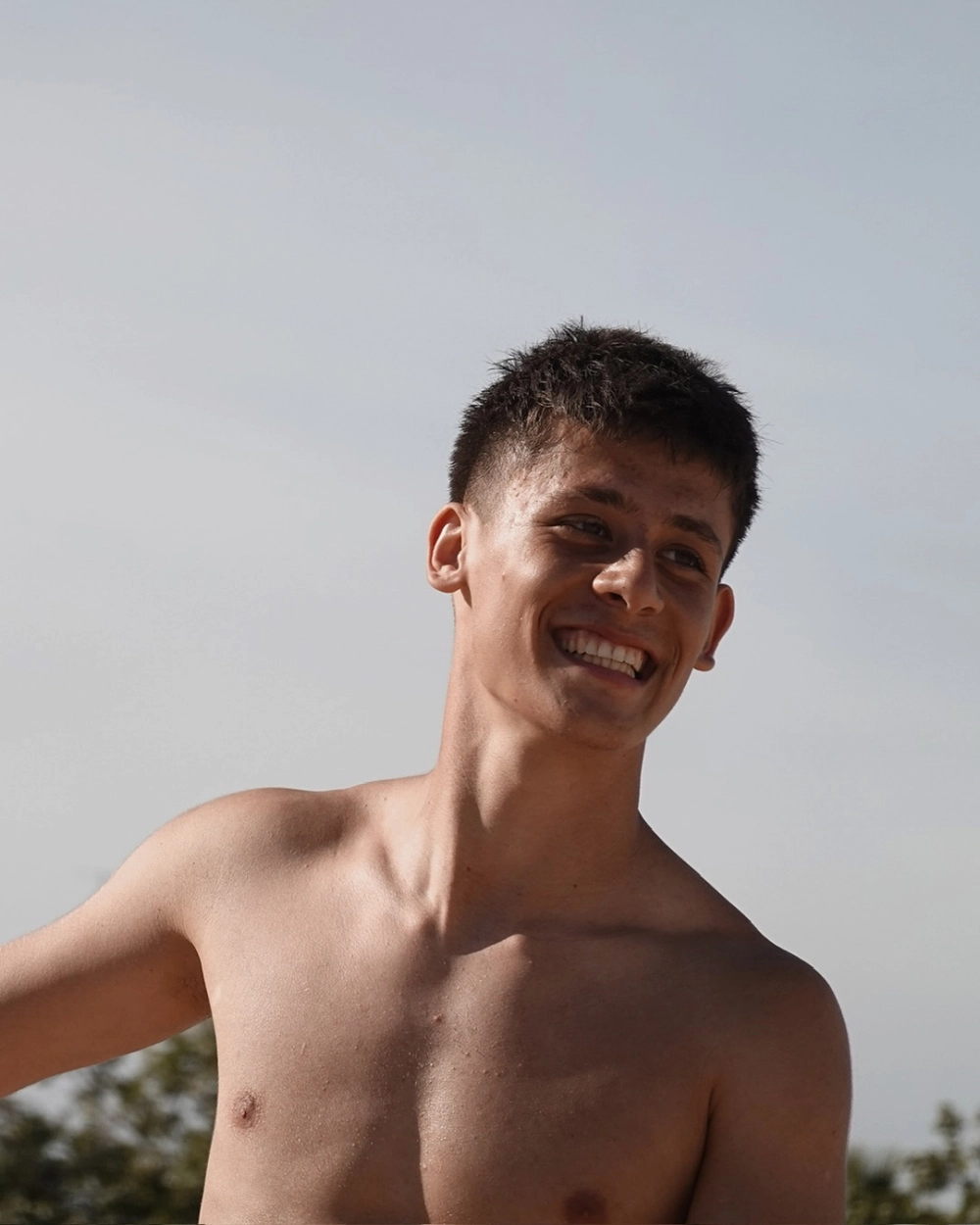 Arda Guler body hình thể cân đối chuẩn cầu thủ chuyên nghiệp