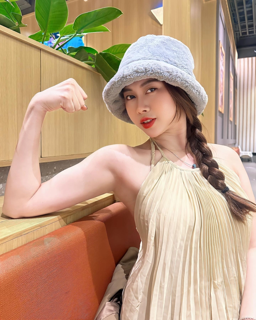 Avatar cute gái đẹp nhất cho trang cá nhân của bạn