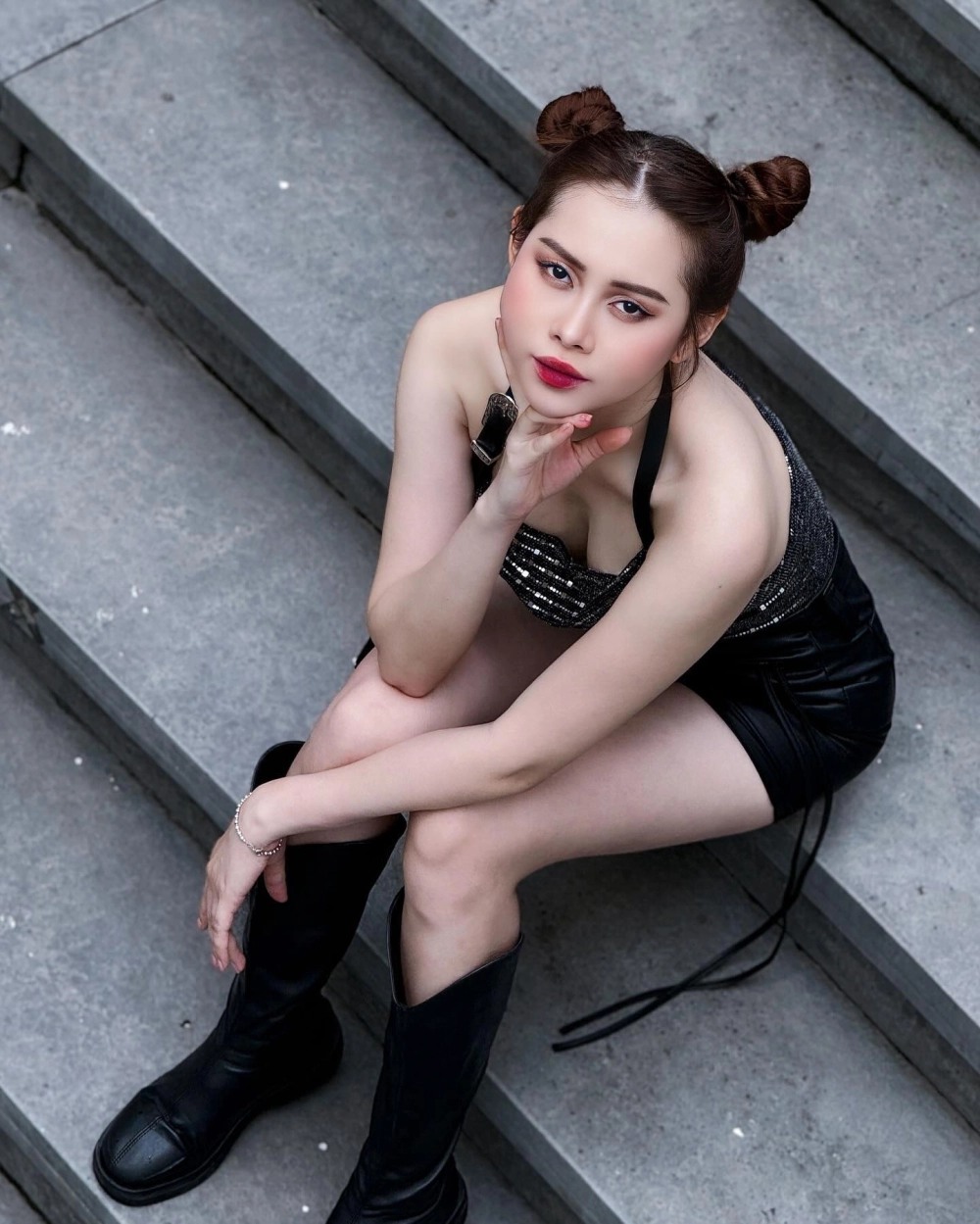 Avatar gái ngầu và phong cách cá tính, cực chất