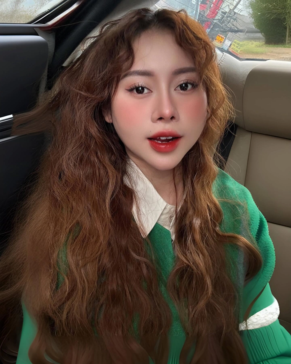 Avatar đẹp cho con gái để làm mới trang cá nhân