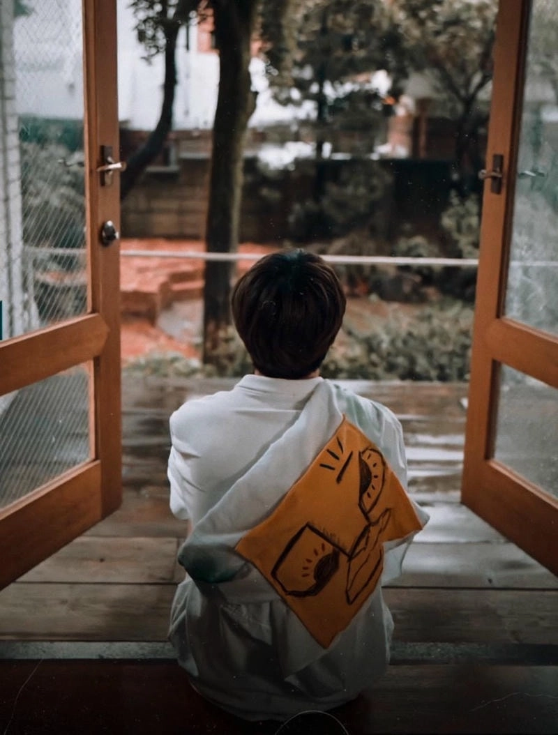 Khám phá che mặt avatar ảnh chụp sau lưng nam đẹp mang phong cách bí ẩn và cuốn hút