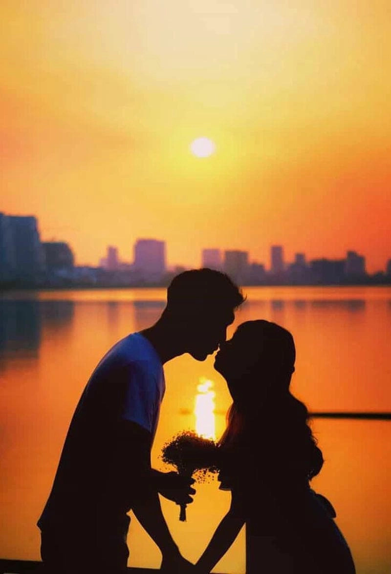 Tải ảnh đẹp tình yêu làm avatar độc đáo cho Facebook và Zalo