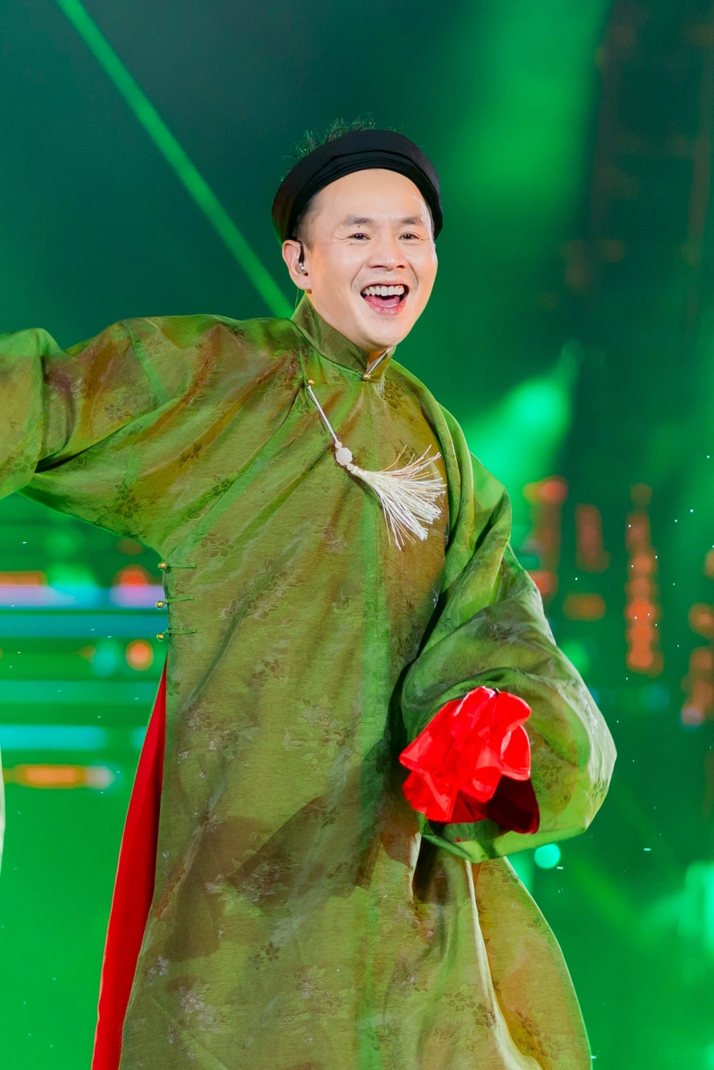 Nhạc Binz pha trộn chất lãng mạn và đường phố