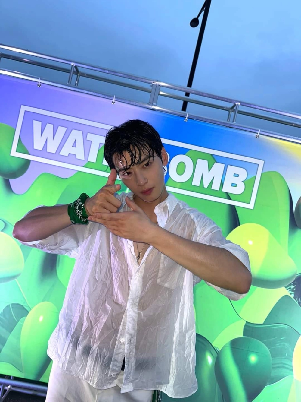 Cha Eun-Woo body chuẩn mẫu với tỷ lệ cân đối gây ấn tượng