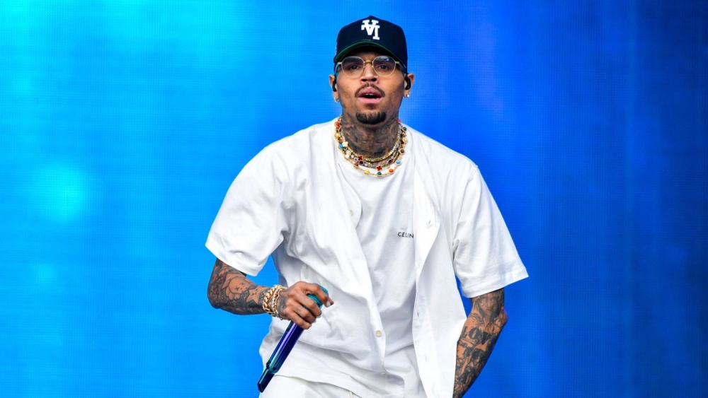Forever Chris Brown ca khúc bất hủ sống mãi thời gian