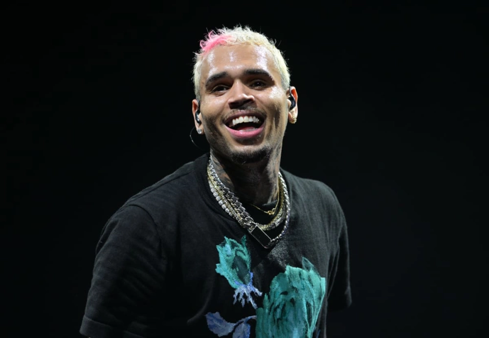 Angel numbers Chris Brown mang thông điệp đầy bí ẩn