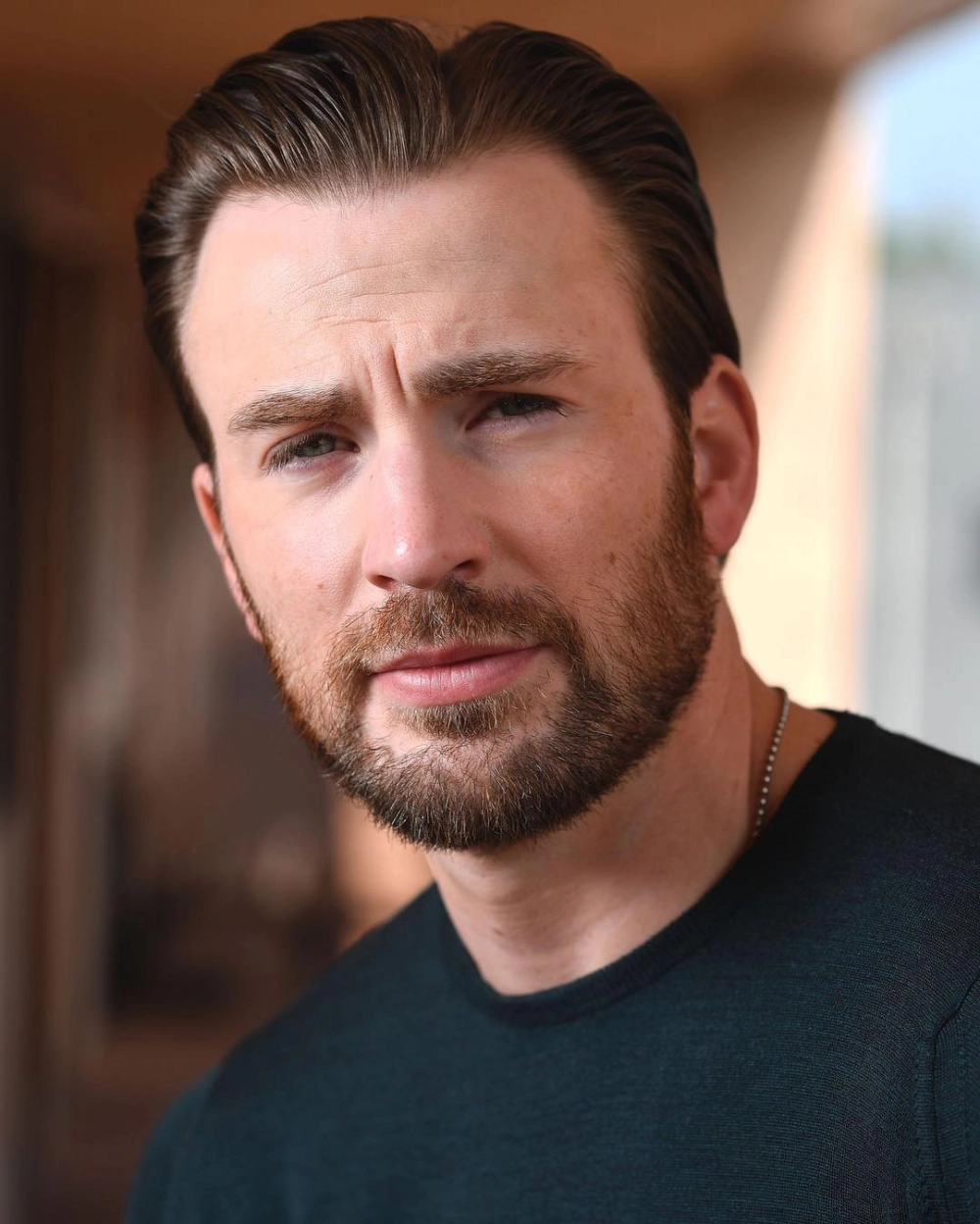 Chris Evans hình ảnh nam thần Hollywood cuốn hút