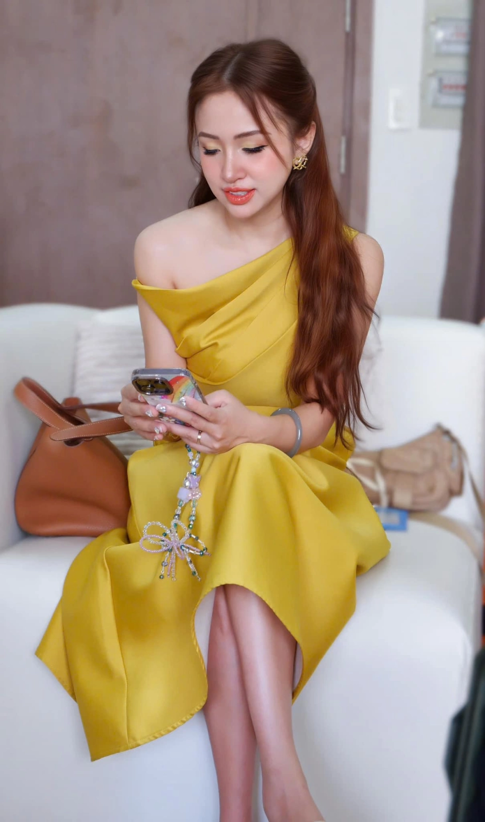 Gai xinh sexy viet nam và thân hình bốc lửa, đầy thu hút