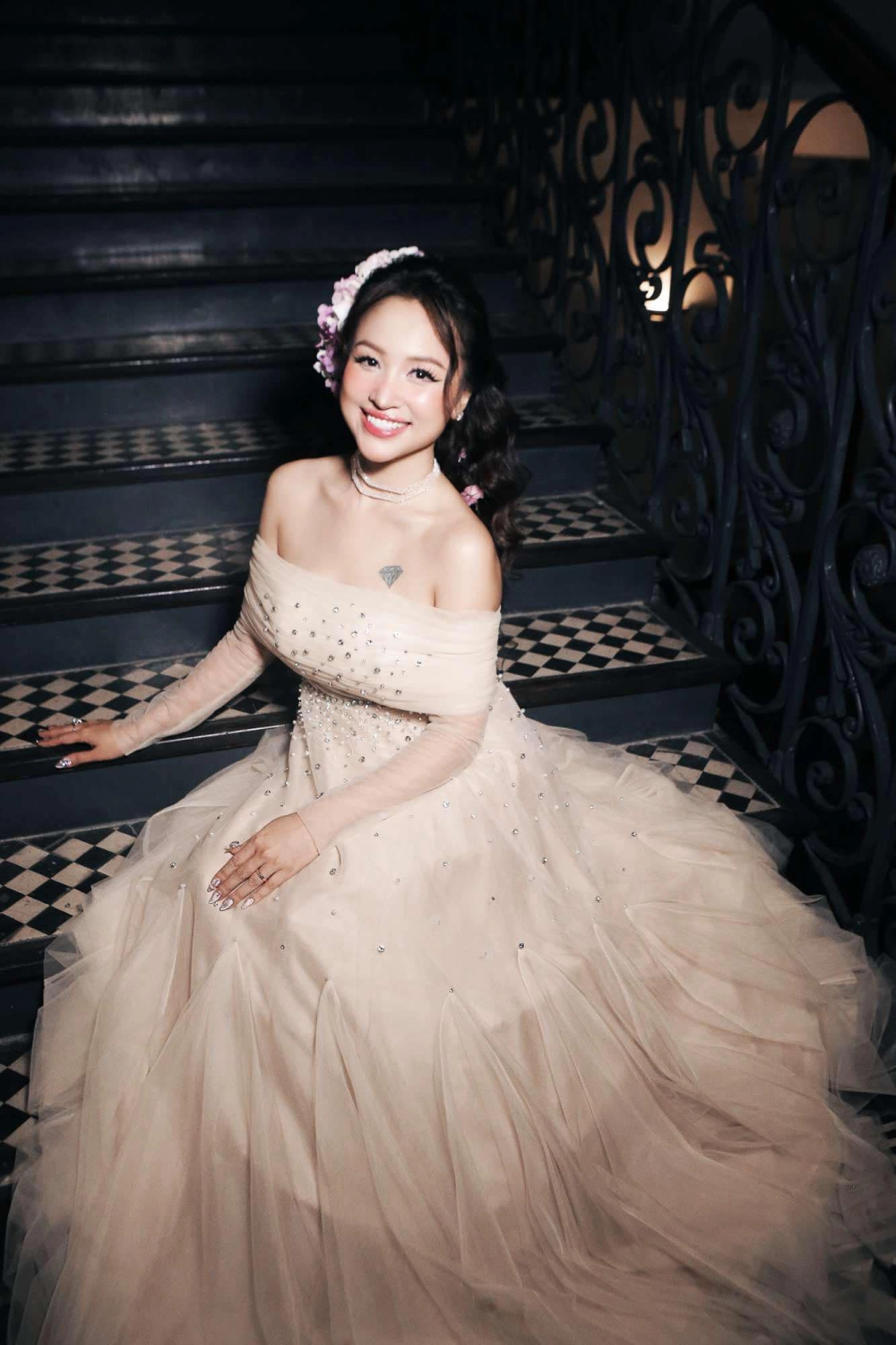 Gai xinh viet nam (Gái xinh Việt Nam) và những hot girl triệu follow