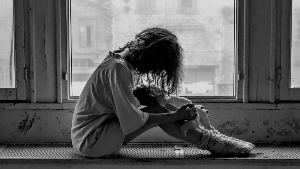 Ảnh tâm trạng buồn con gái khóc và những nỗi niềm riêng