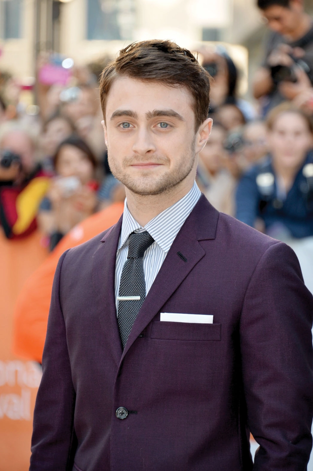 Daniel Radcliffe gây sốc khi lột xác khỏi hình tượng cũ quen thuộc