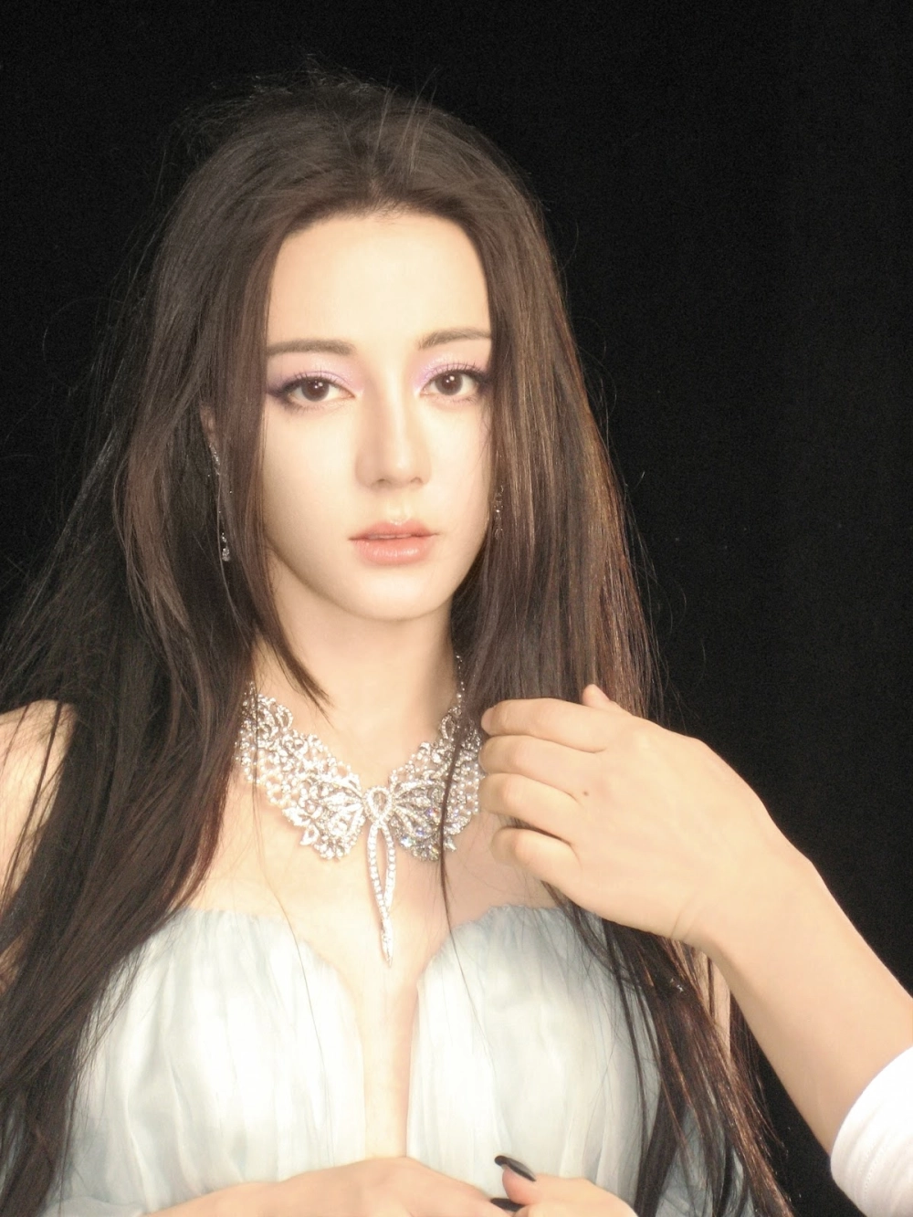 Địch Lệ Nhiệt Ba phim đa dạng thể loại chinh phục người hâm mộ