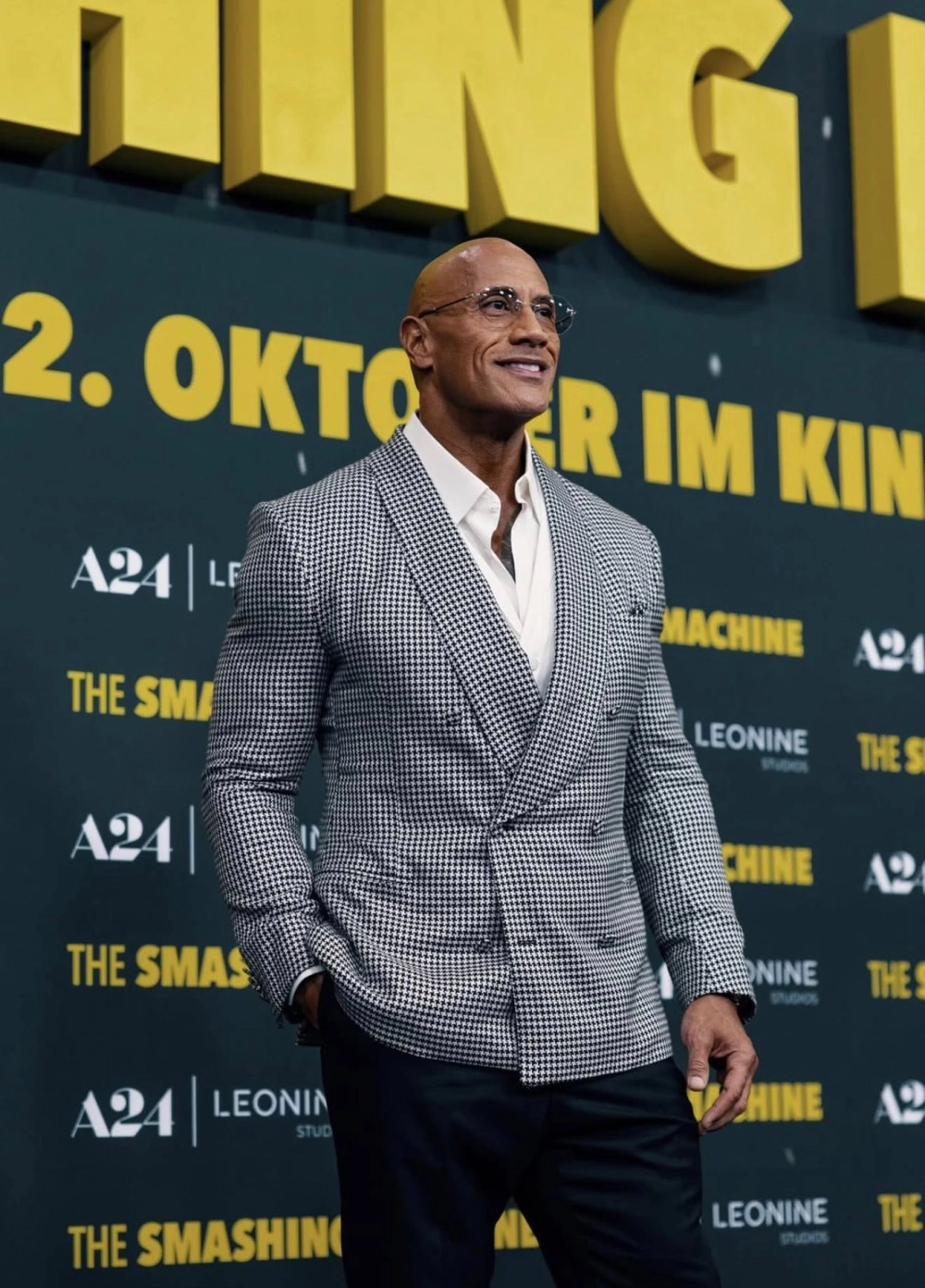 Dwayne The Rock Johnson biểu tượng cơ bắp Hollywood