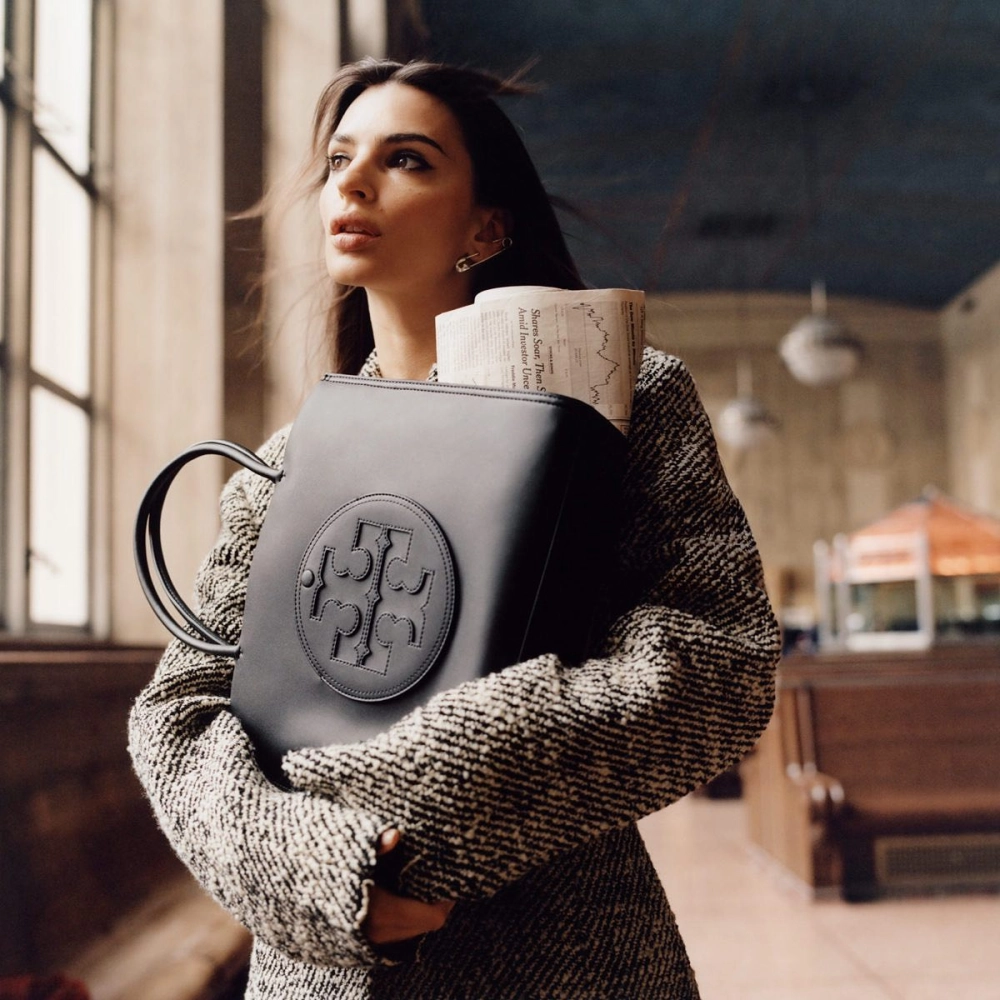 Emily Ratajkowski in Blurred Lines khoảnh khắc làm nên tên tuổi