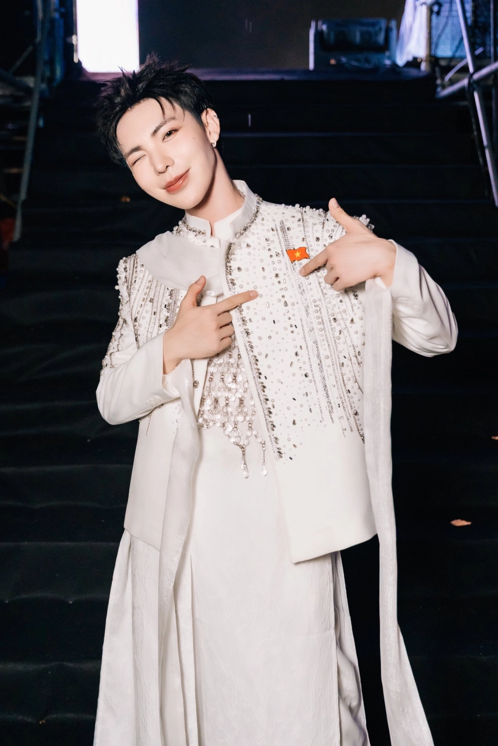 Các bài hát trong Erik luôn nằm top thịnh hành