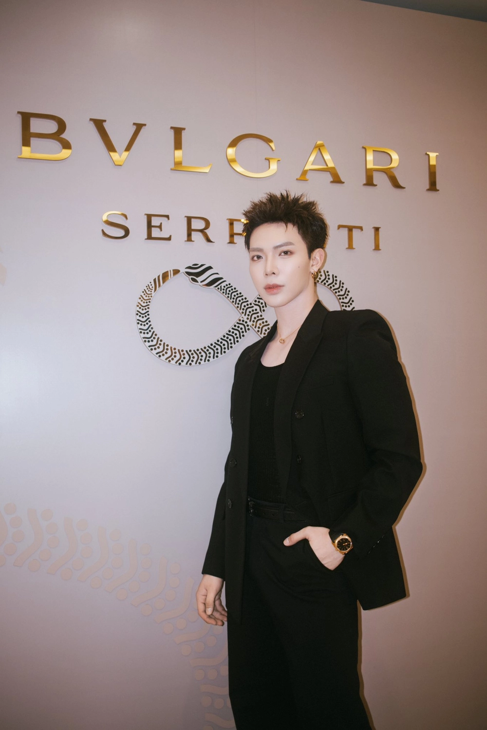 Erik là ai, anh là nam ca sĩ trẻ tài năng của Vpop