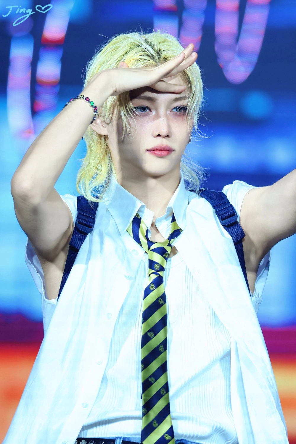 Felix Stray Kids fancam ghi lại khoảnh khắc đỉnh cao biểu diễn