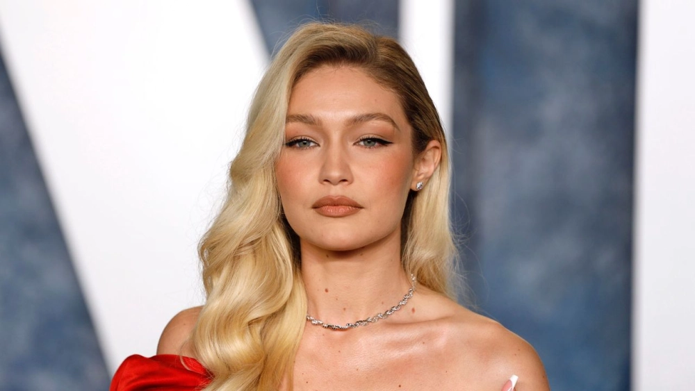 Gigi Hadid and Bradley Cooper xuất hiện cùng tại New York