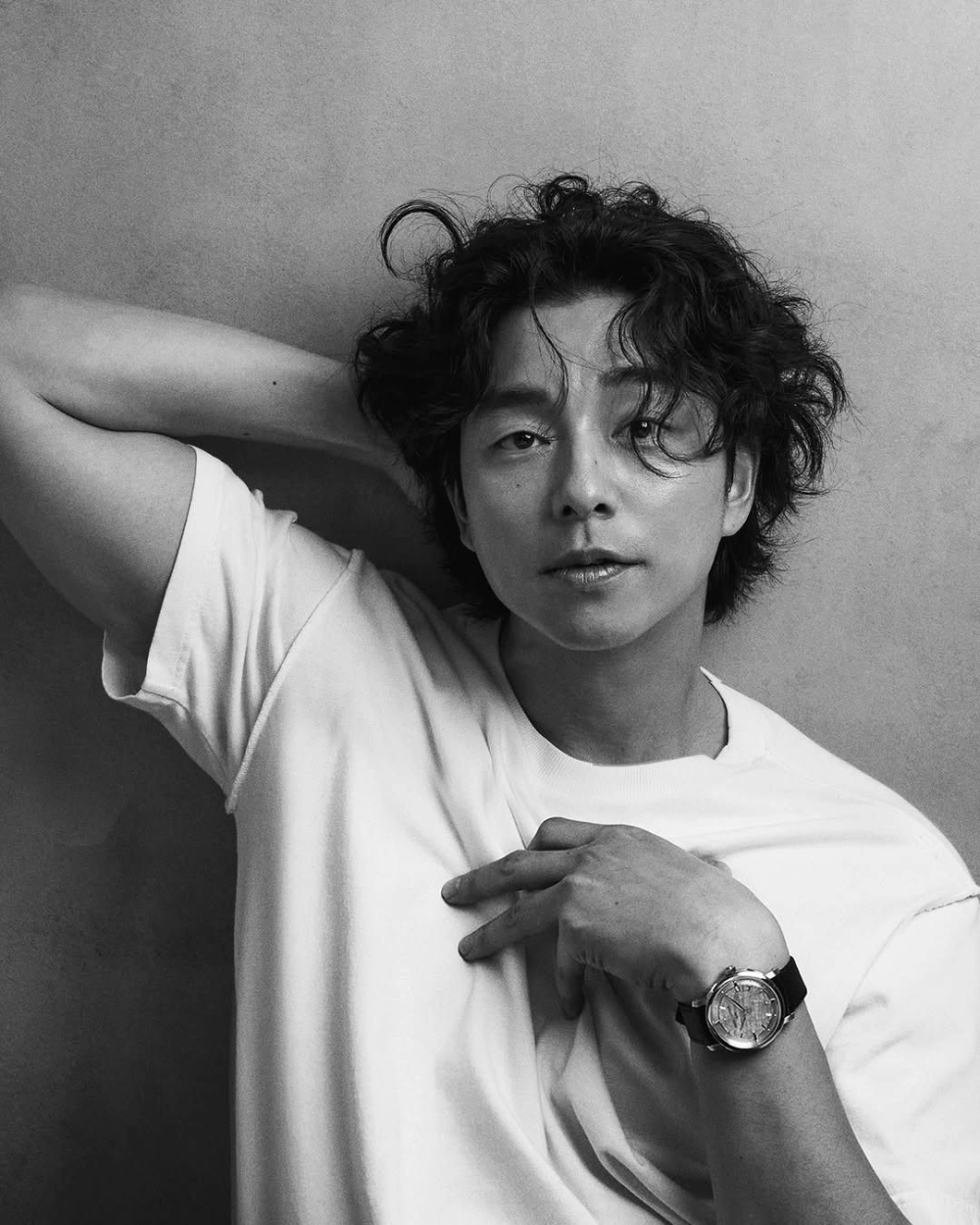 Phim mới của Gong Yoo hé lộ vai diễn bí ẩn