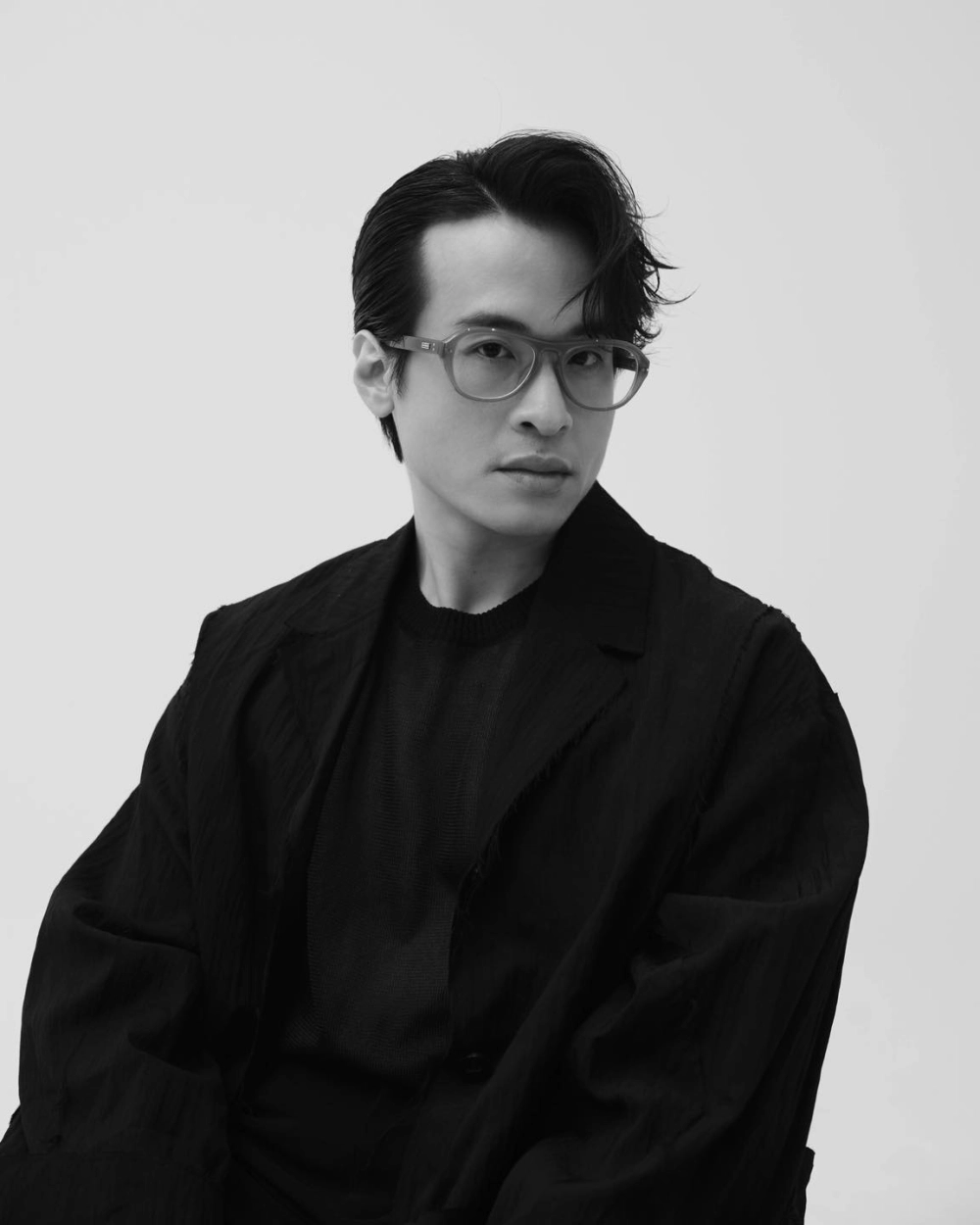 Hà Anh Tuấn ca sĩ với chất giọng trầm ấm cuốn hút