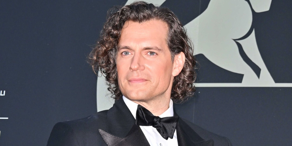 Henry Cavill movies and tv shows khiến fan đứng ngồi không yên