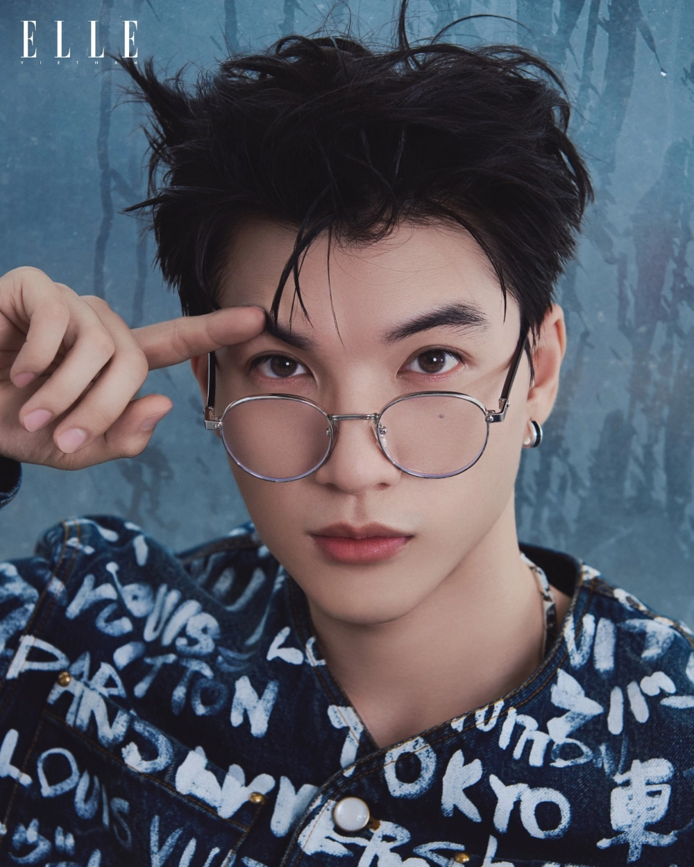 Hình nền Hiếu Thứ Hai được fan sử dụng rộng rãi yêu thích