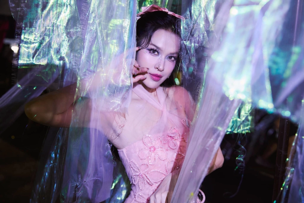 Ảnh avatar đẹp cho con gái người thật và những khoảnh khắc đời thường