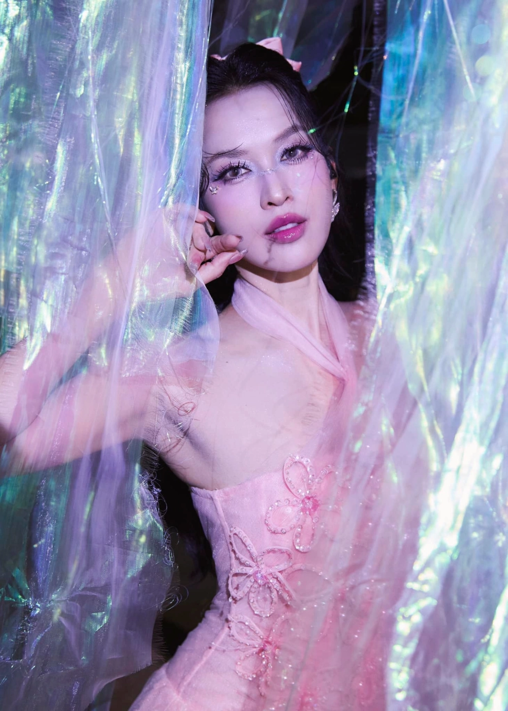 Ảnh avatar đẹp cho con gái ngầu đầy cá tính, cực chất