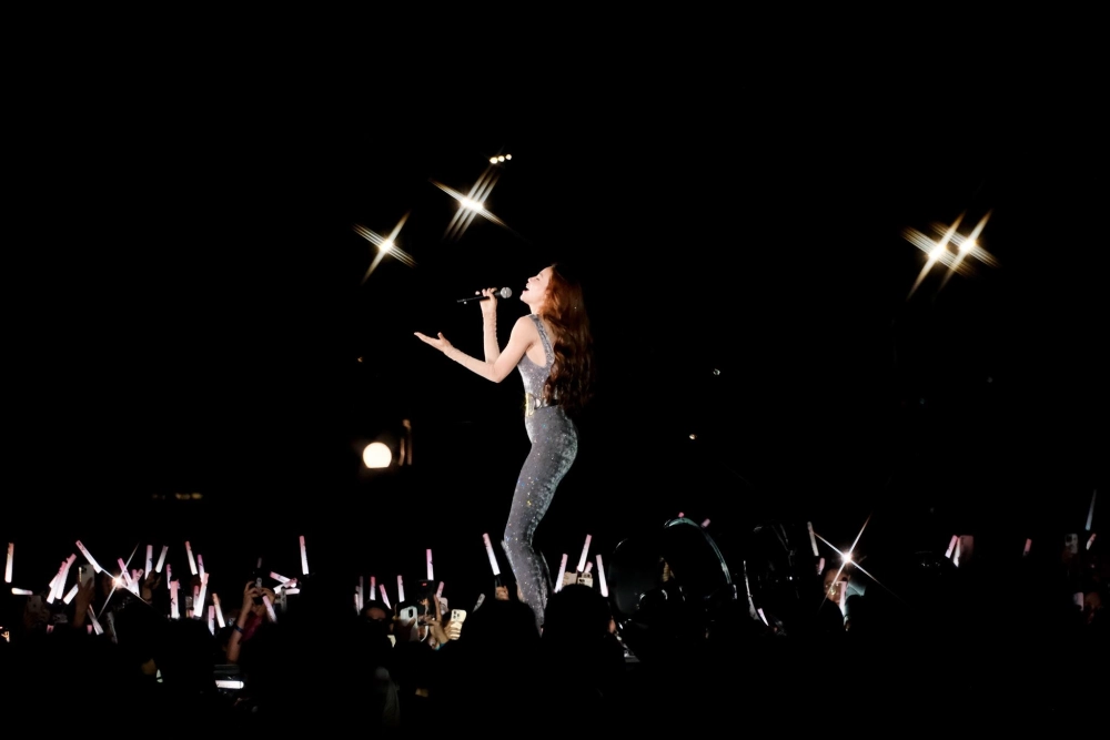 Hồ Ngọc Hà album đa dạng màu sắc trong âm nhạc