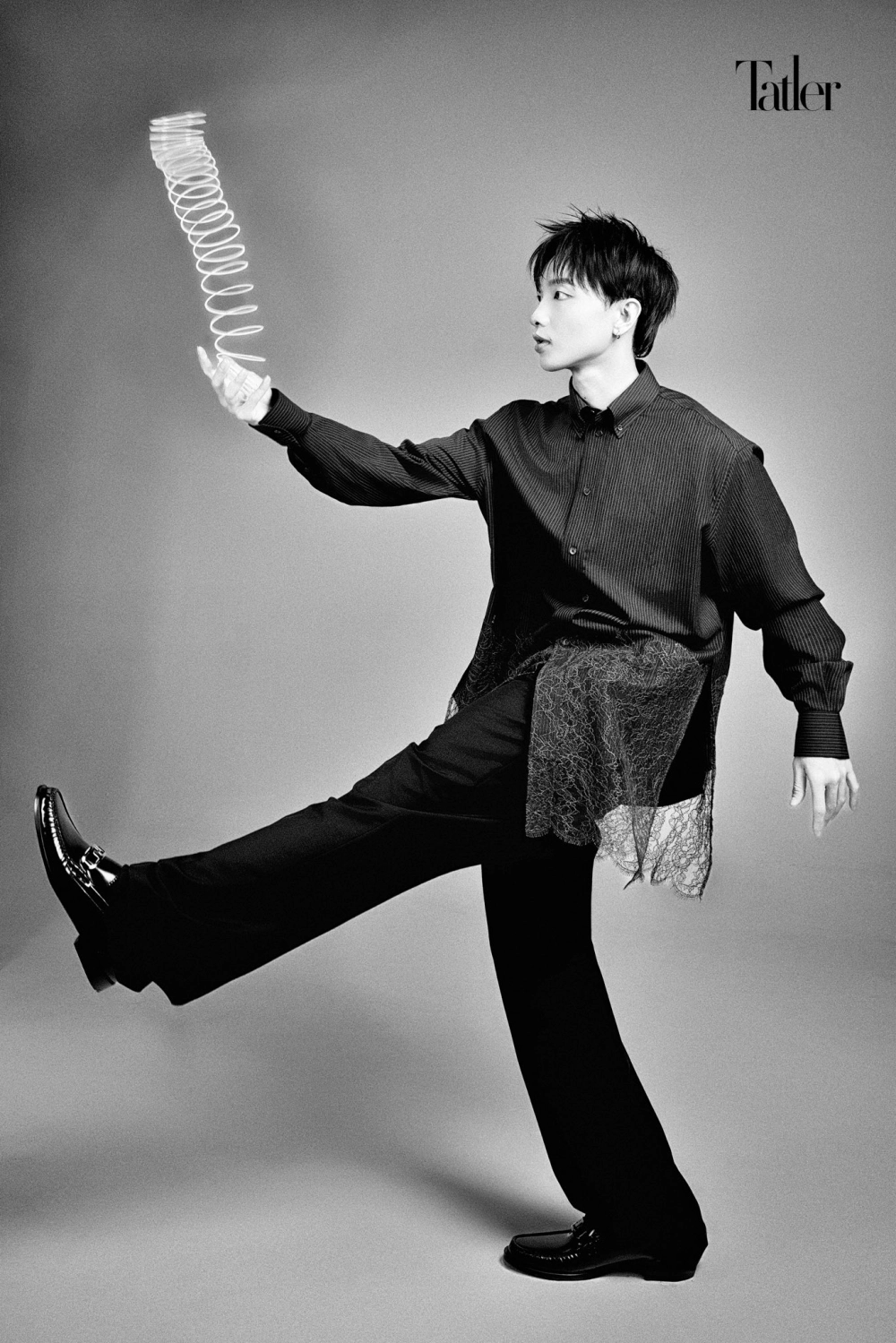 Hoàng Dũng official chia sẻ nhiều sản phẩm âm nhạc