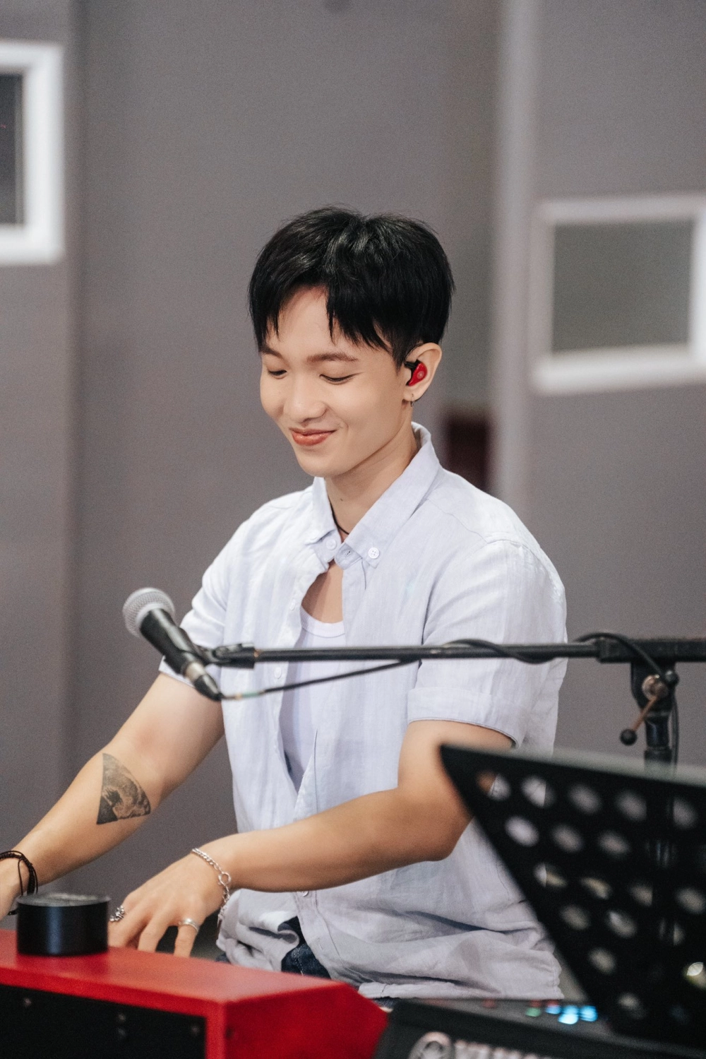 Album Hoàng Dũng ghi dấu hành trình sự nghiệp ca hát