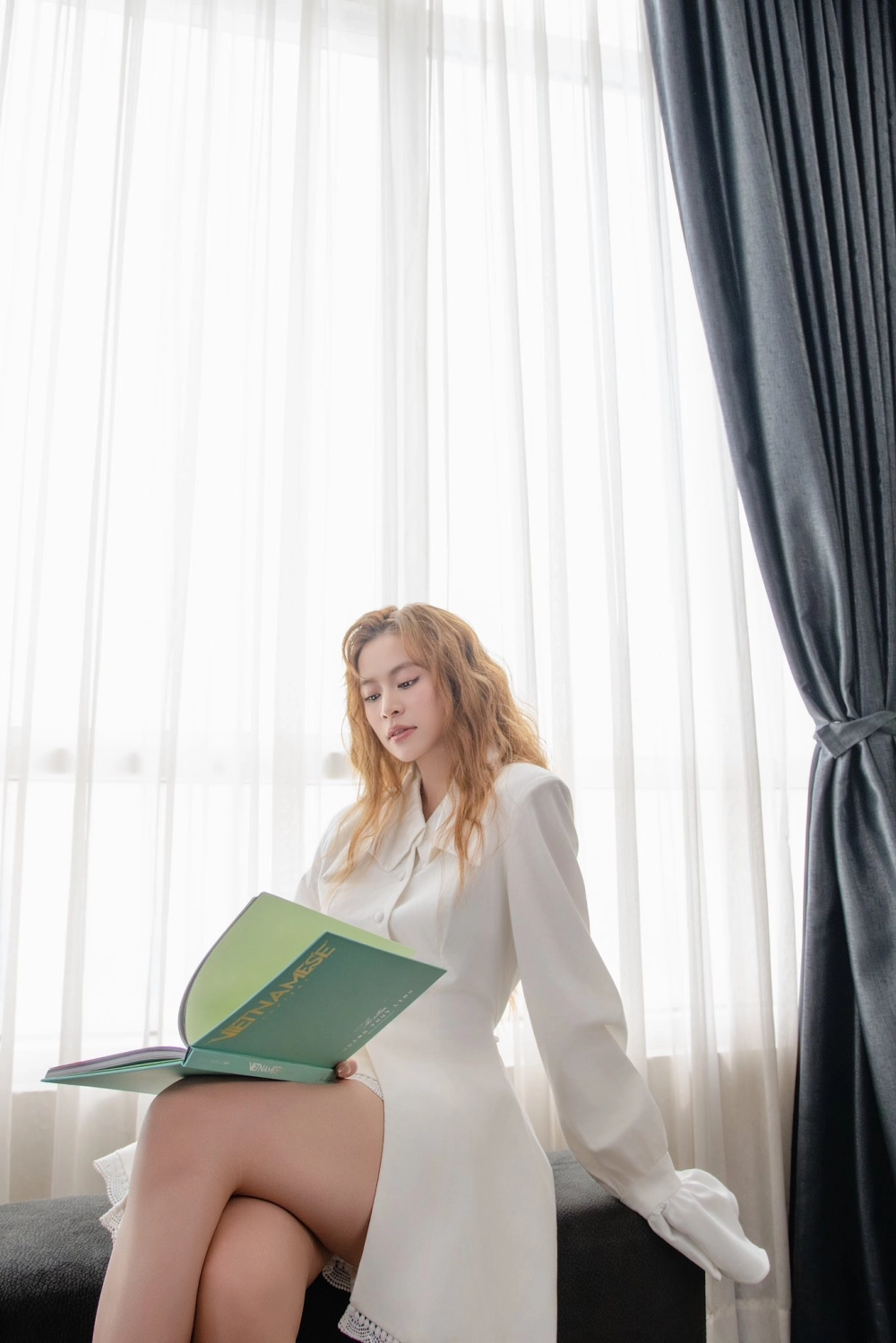 Hoàng Thùy Linh bao nhiêu tuổi, cô hiện 37 tuổi năm 2025